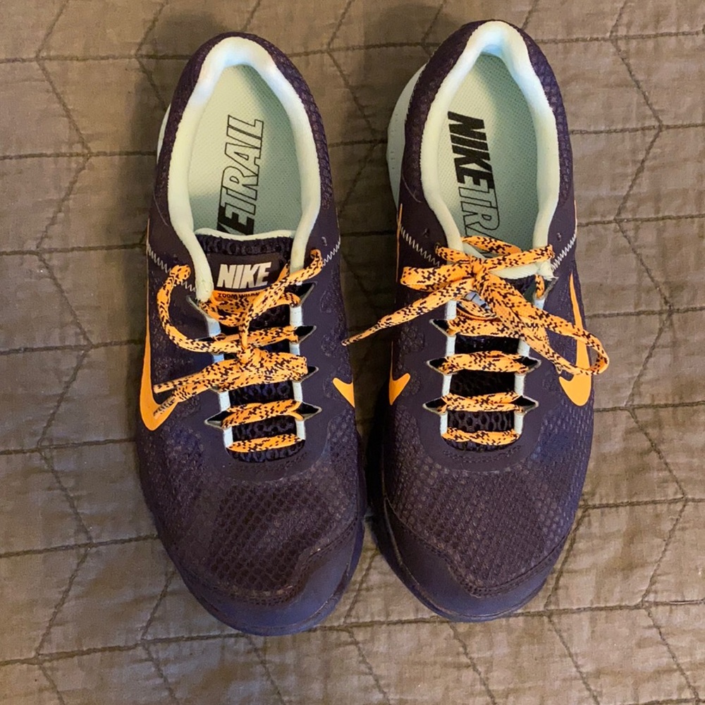 Nike Trail Sneakers